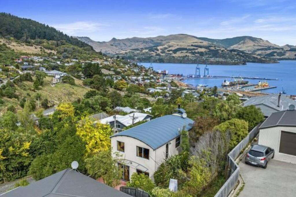 Ample Space In A Serene Setting Villa Lyttelton Dış mekan fotoğraf